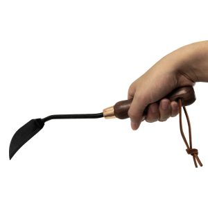 Garden weeder with wooden handle -TG21041020-D